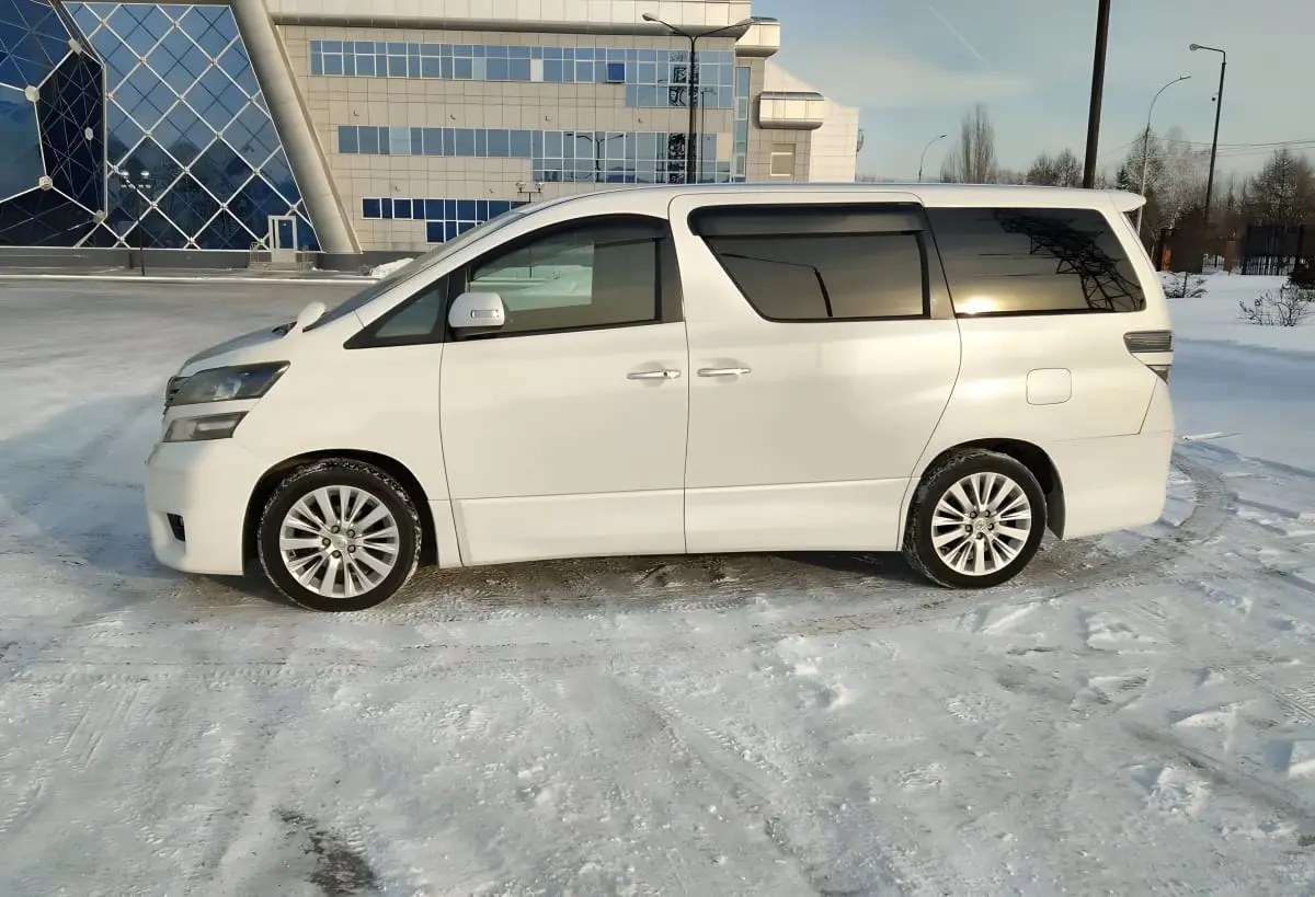 Трансфер минивэн Toyota Alphard